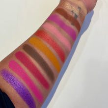 Load image into Gallery viewer, MILKSHAKE EYESHADOW PALETTE - FOODIE LOVE