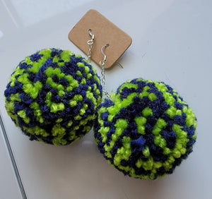 Pom Pom Earings