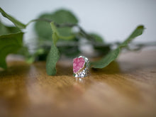 Load image into Gallery viewer, Magenta Druzy ring
